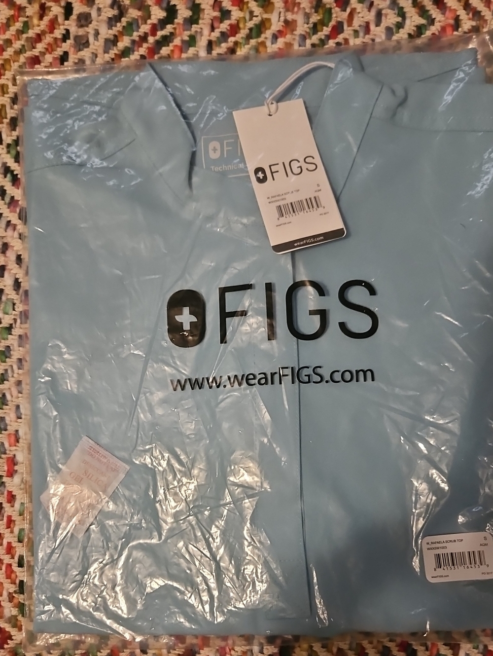 Figs NWT Seaglass Rafaela SMALL WOMENS SCRUB TOP